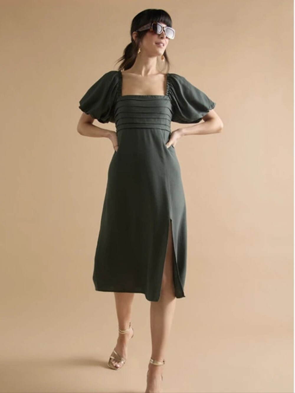 💚Francesca's Collections Square Neck Pleated Puff Sleeve Midi Dress - Picture 2 of 7